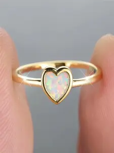 Vintage Female White Synthetic Opal Jewelry Cute Gold Color Wedding Love Heart Rings For Women Luxury Engagement Valentines Day Gift Fashion Engagement Rings