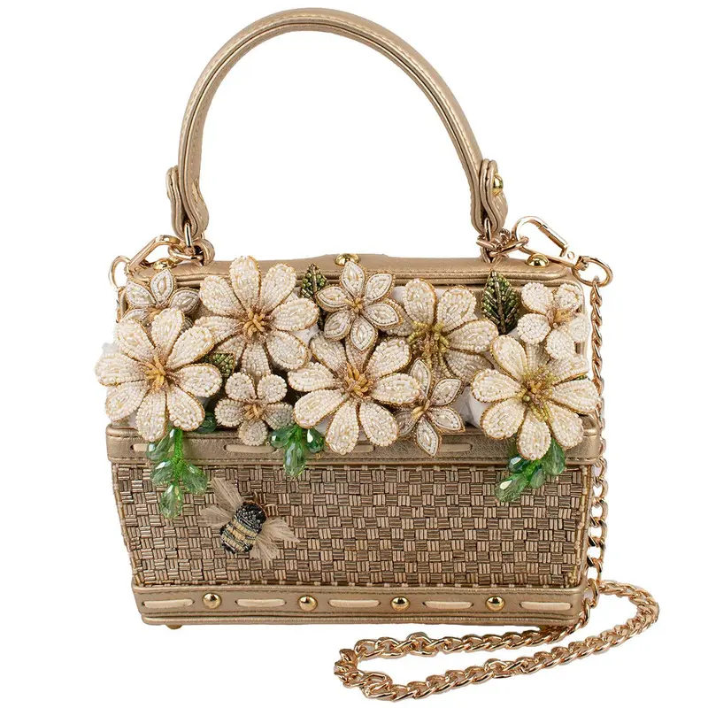 美品【希少】Mary Frances（メリー フランシス） フラワー バッグ 美品【希少】Mary Frances（メリー フランシス） フラワー バッグ Mary