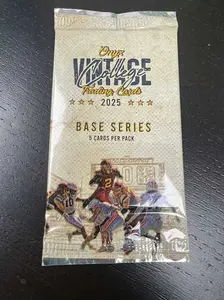 2025 Onyx Vintage Football Base Series Hobby Pack (SHIPPED SEALED)