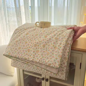 Yellow small floral pattern summer quilt, soft and breathable summer thin blanket, an air conditioning blanket suitable for summer bedrooms, offices, beds, living rooms, and home