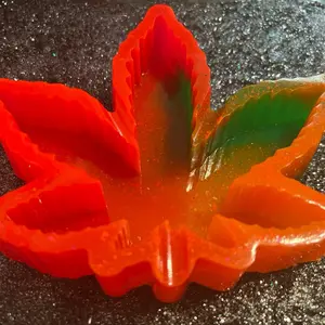 Neon Resin Ashtray - Red Flower Shape with Green Center Unique Design Resin Ashtray resin art  resin ashtrays