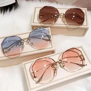 3-Pack Oversized Square Sunglasses for Women, Metal Frame UV400 Protection, Retro Vintage Chic Style for Daily, Beach, Travel & Outdoor Activities