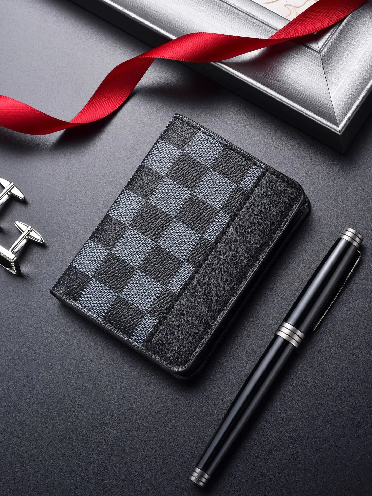 GOODBEE Chic Men's Wallet - Zip-Around, High-Capacity Multi-Slot Clutch with Coin Purse for Business Use, Small Size Stylized Men's Wallet, Mens Wallet