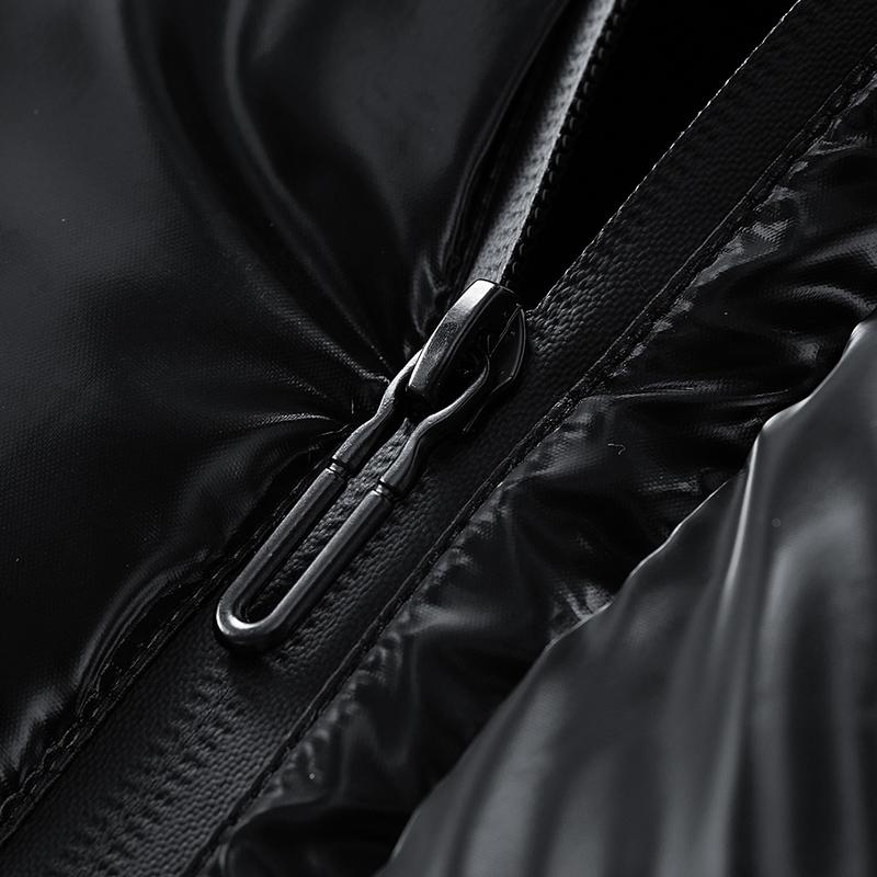 Men's warm windproof sleeveless jacket with zipper and pockets, perfect for winter coats and an excellent choice for layering in autumn. Windproof outdoor vest. Black Athletic Menswear Activewear