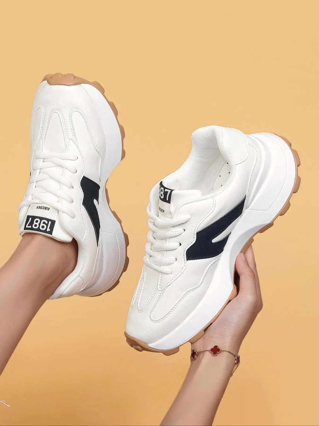 Women's Fashionable Lace Up Sneakers, Workout Sneakers, Sporty Running Shoes, Casual Comfortable Breathable Sports Running Shoes, Athletic Running Shoes, All-match Round Toe Chunky Sneakers for Daily Wear