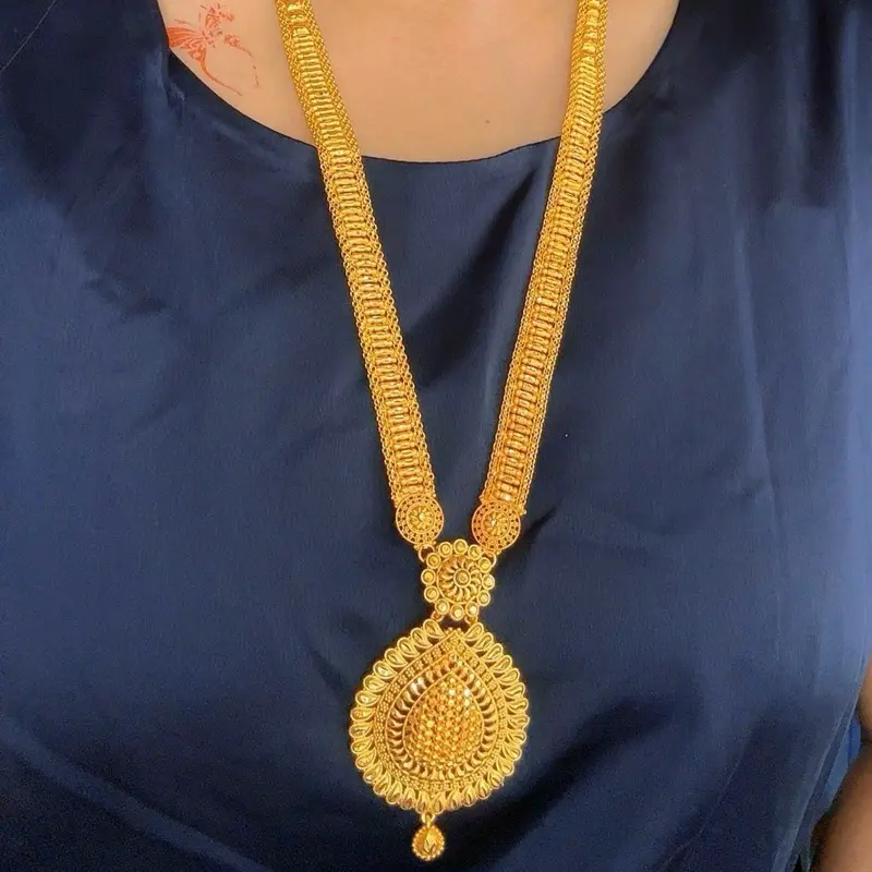 Women's Gold-Plated Raanihaar Necklace - Elegant Geometric Design Fashion Jewelry Party Accessory, Costume Jewelry Piece