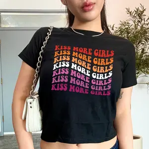 Kiss More Girls Crop Top, Lesbian Shirt Lesbian Clothing, Queer Girls Tee, Pride Shirt Women, LGBTQ Shirt, Trendy Aesthetic Tee