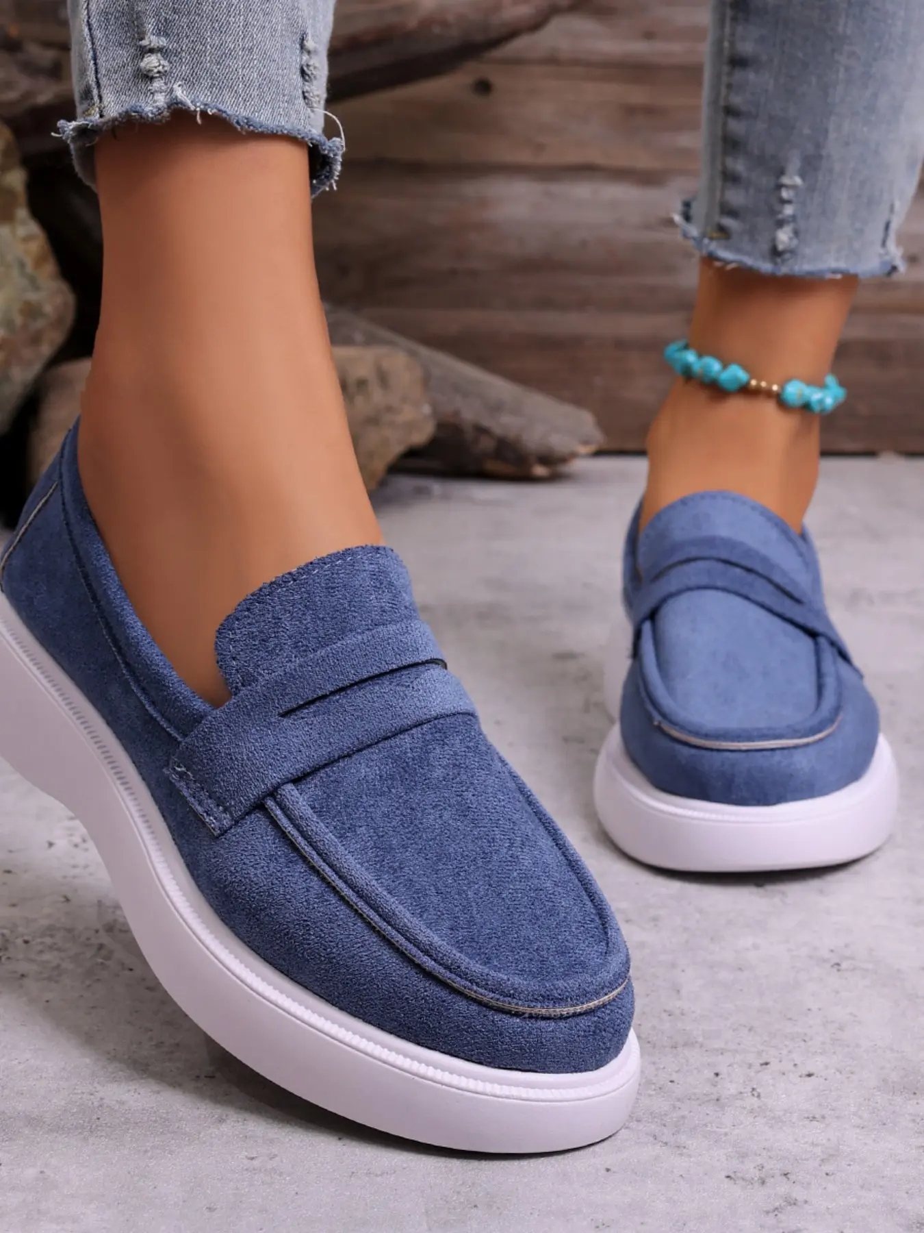 2026 Spring Summer Thick Sole Loafers for Women, Non-Irritating Slip-On Shoes, Versatile Commuter Footwear, Comfortable and Stylish, Walking Shoes