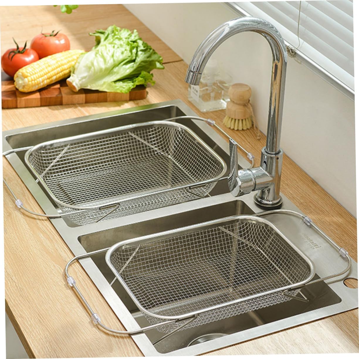 Extendable Stainless Steel Sink Drain Basket, Kitchen Colander for Vegetable Washing and Dish Drying, Retractable Food Strainer for Home Kitchen Accessories