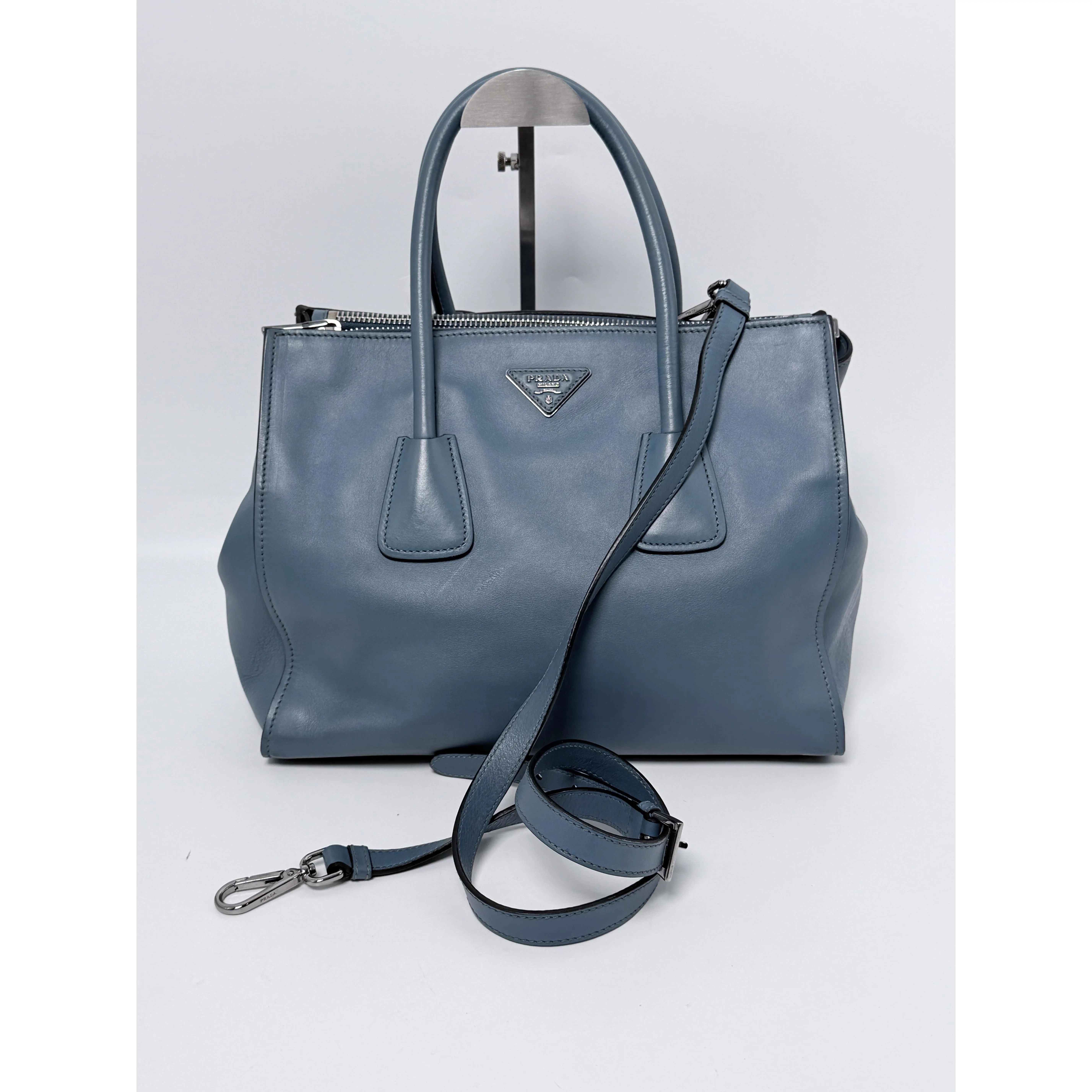 Pre-owned PRADA Leather Shoulder Bags Glace Twin Pocket Tote Bag Handle Handbag Slate Blue JA916PR