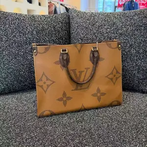 Pre-owned Louis Vuitton LV Onthego MM Giant Reversible Monogram Large Shopping Tote Handbag