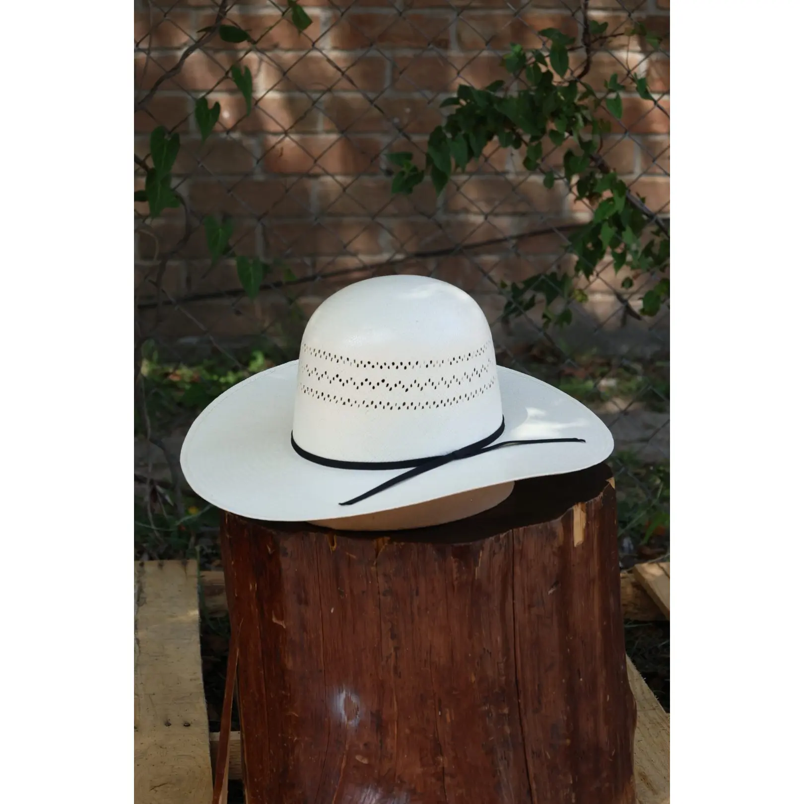 Twister Hats: Lasso Shantung 10X Straw Hat