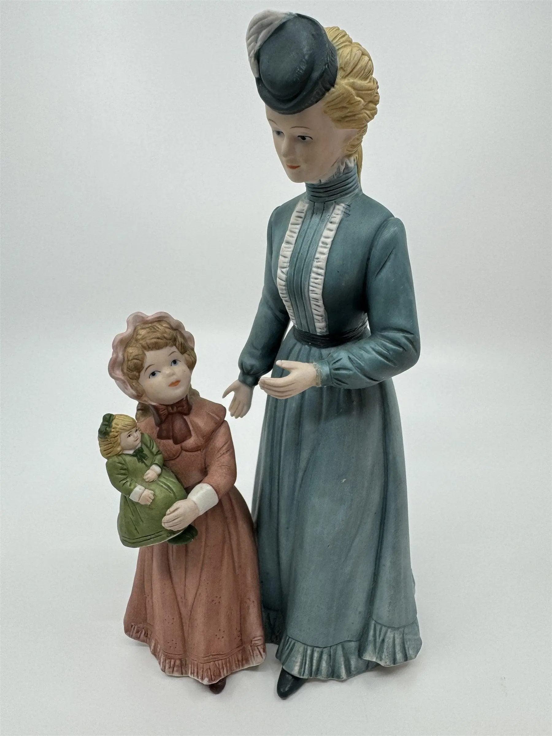HOMCO Home Interiors Porcelain Figurine Sunday Stroll 8812 VGC Mother Daughters