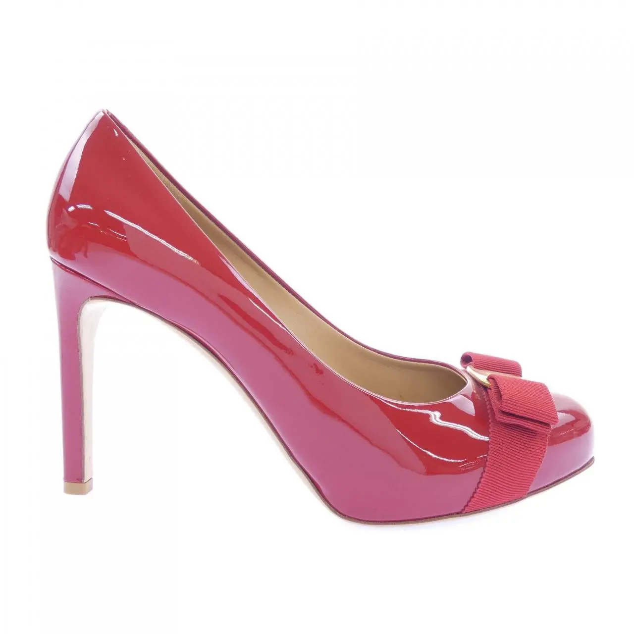Pre-owned SALVATORE FERRAGAMO Patent Leather Small Leather Goods pumps
