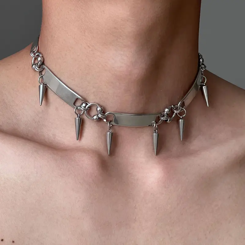 Unisex Punk Metal Rivet Closefit Statement Choker - Costume Necklaces, Stud Pattern, Gothic Edge, Street-Ready, Daily Wear 2000 Trendy Hip-Hop High-End Niche Artificial Gemstone Jewelry Accessory