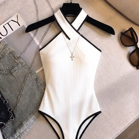 Women's Fashion Cross Neck Elegant Casual Minimalist Slim Fit Lightweight Tank Romper, Thin Straps, Medium Stretch, Perfect for Parties, Gatherings, Travel, Back-To-School, Casual Sleeveless Romper