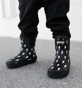 Classic Midi Rain Boot in Jagger