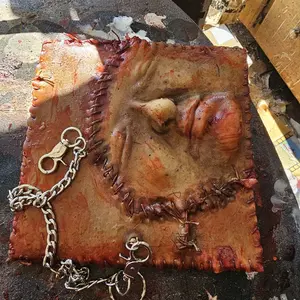 Mens chained skin biker wallet. 100% leather horror fx wallet