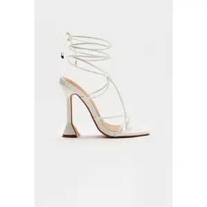 Flirtationship Heeled Sandal - White