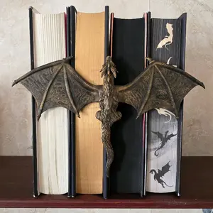 Dragon Spine Hugger | Bookshelf Decor | Fantasy Gift | 3D Printed Book Nook Accessory | Bookish Gift | Gold or Black