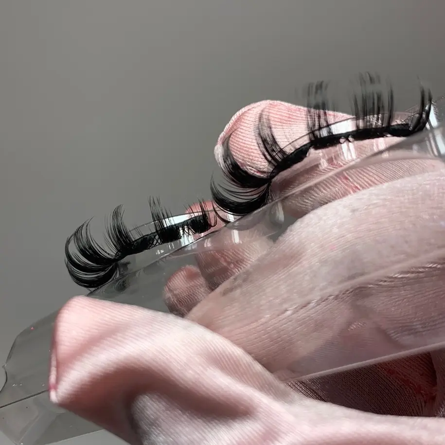 Russian Roulette Lashes Eyelashes Faux Makeup Cosmetic Eyelash Extensions Eyelashes Extensions Salon