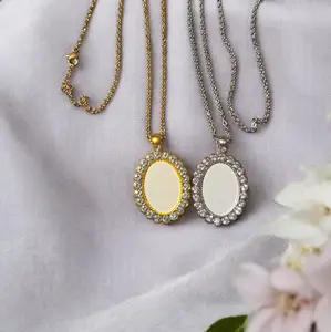 Oval Custom Photo Necklace - Personalized Jewelry for Women