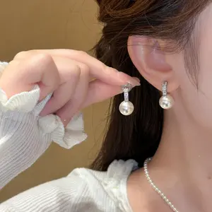 Classic Versatile Clip-On Earrings Without Ear Holes