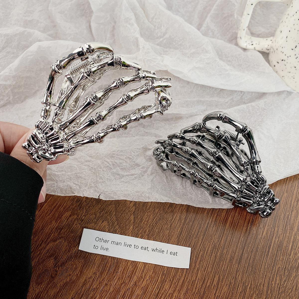 New-Gothic Ghost Hand Hair Clip with Pleated Design Premium Alloy Hair Clip for Back-of-Head Updos Metal Shark Clip Holiday Hair Accessory