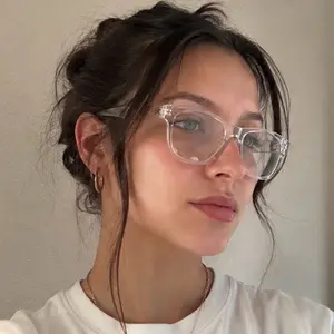 Clear Frame Glasses - Minimal Aesthetic, Everyday Style Eyewear