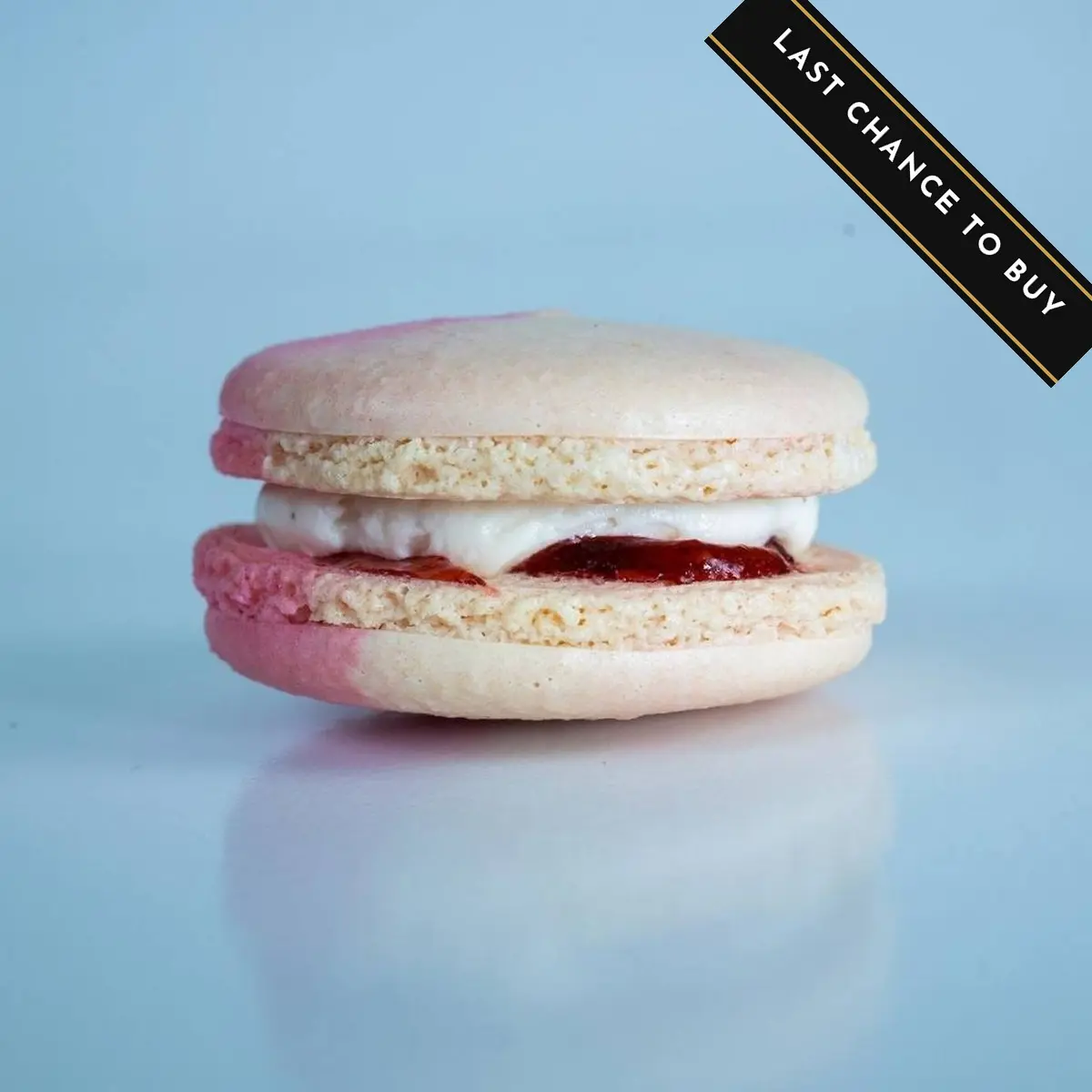 [LAST CHANCE TO BUY] Strawberry Shortcake Macarons – 5-Pack Macaron Cookie Set, Gluten Free