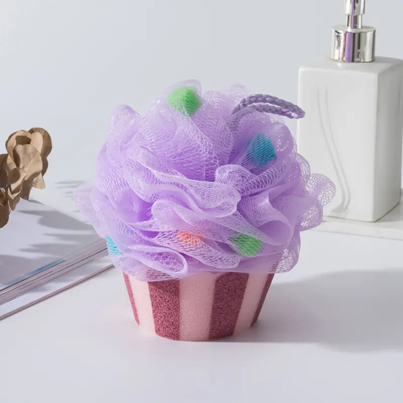 Cute Cake Girl Bath Bomb - Large Size Body Care Products, Non-Scattering, Foaming, Kids' Version