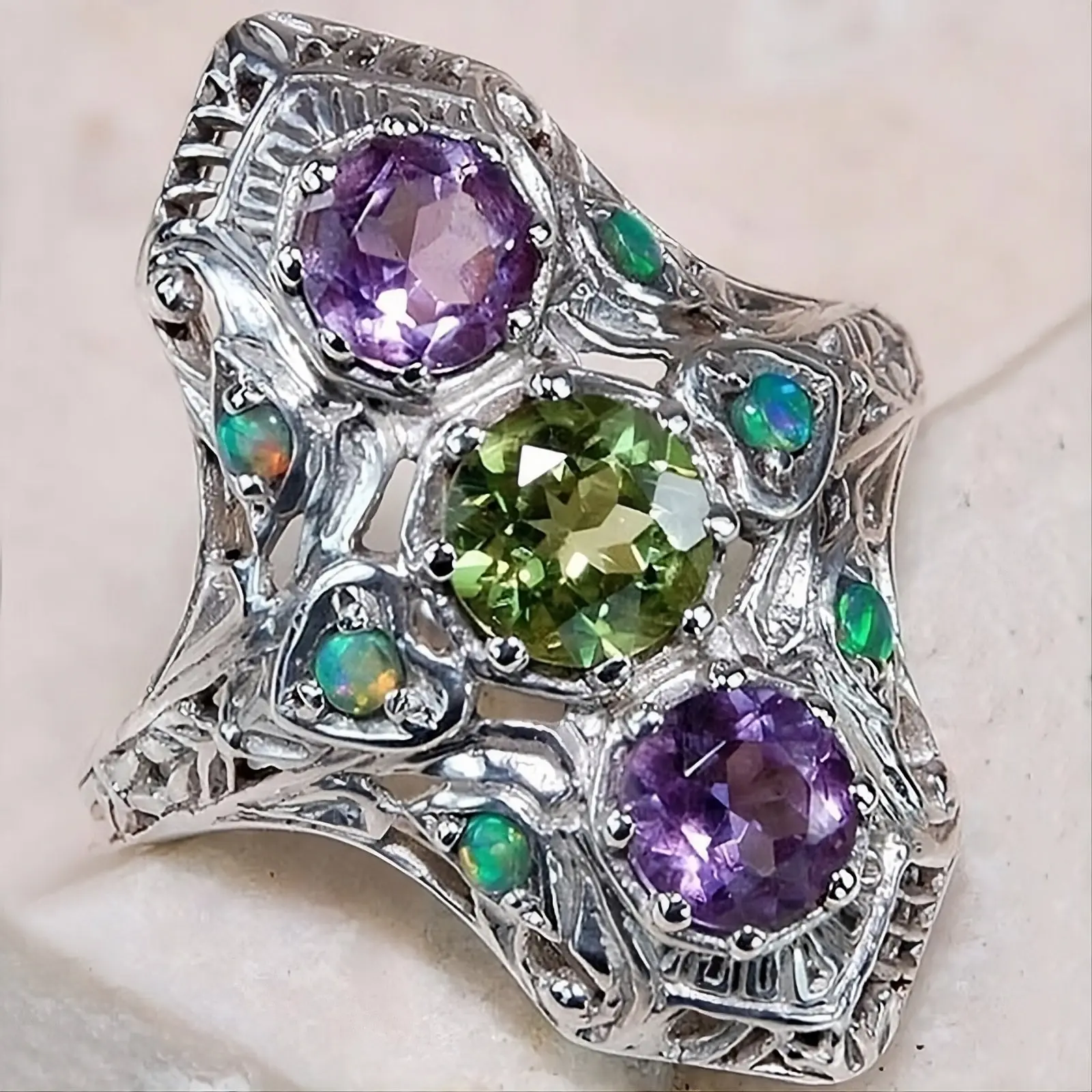 925 Sterling Silver Amethyst & Peridot Vintage Ring
