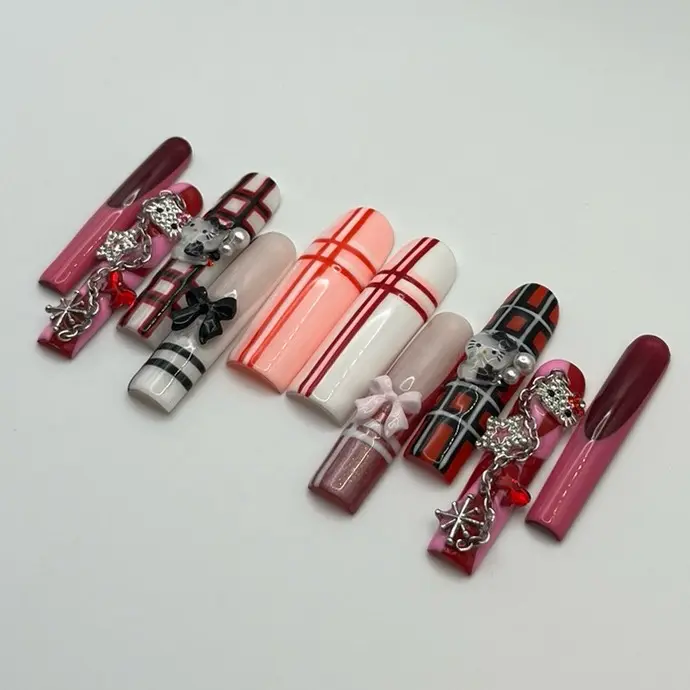 Y2K Junk pink and red Press on Nails