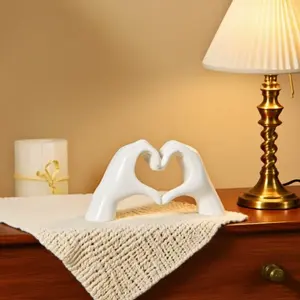 Personalized Colorful Heart Decoration, Modern Handmade Office Decor, Multiple Colors Available, Perfect for Living Room, Bedroom, Office, Valentine's Gift
