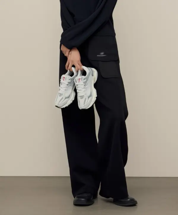Flat-soled closed-toe half-slippers for women to wear as outerwear in 2025, NB9060, new spring models with skirts,vibram shoes