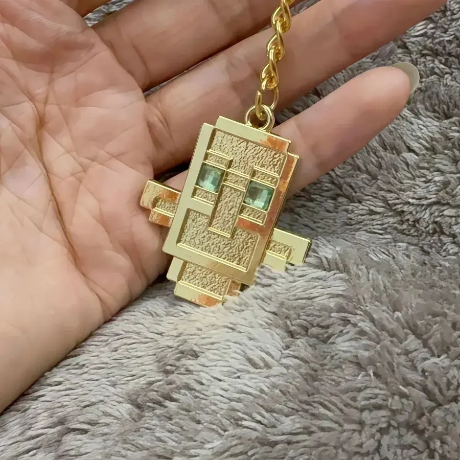 Game Totem of Undying Cosplay Alloy Cyberpunk Pendant Keychain, Fashion Costume Jewelry Accessory for Bags, Props & Decorations