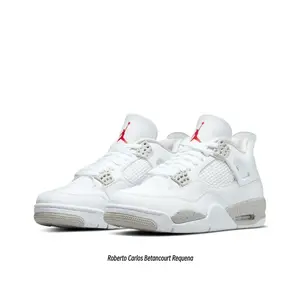 White Smooth Leather with Speckled Details Mid-Top Retro Basketball Shoes