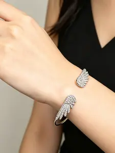 Angel Wing Rhinestone Bracelet, Elegant Court Style, Perfect for Weddings and Parties, Boho Stainless Steel Bangle, Classic Wrist Accessory