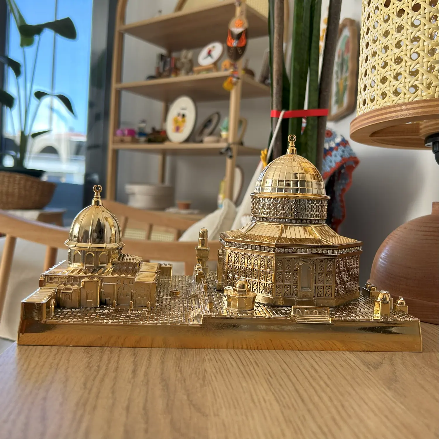 Masjid Al Aqsa Replica Figurine - Marble Powder Islamic Home Decor, Traditional Architecture Desk Statue, Elegant Design House Figurines & Miniatures, Ramadan Cultural Icon Gifting Accessory, Islamic Gifting, Enhance Living Area