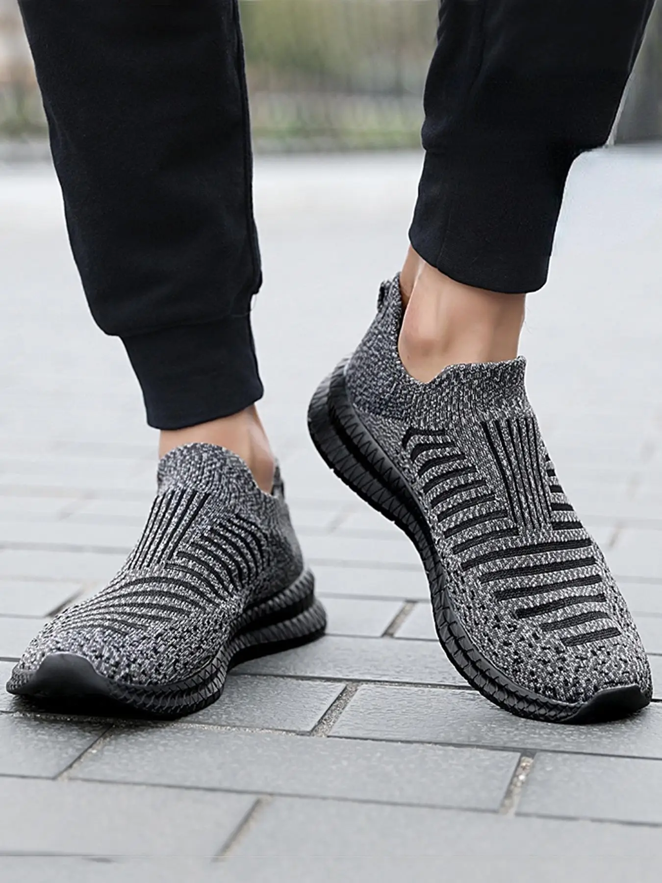 Men's Fashionable Slip On Low Top Sneakers, Casual Comfortable Breathable Lightweight Walking Shoes, Basic Sports Running Shoes