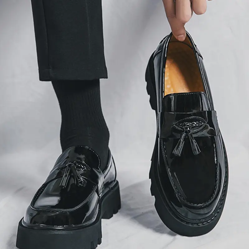 【Black Friday】Men's Tassel Detail PU Leather Loafers, British Style Round Toe Thick Sole Shoes for All Seasons, Medium Width Footwear