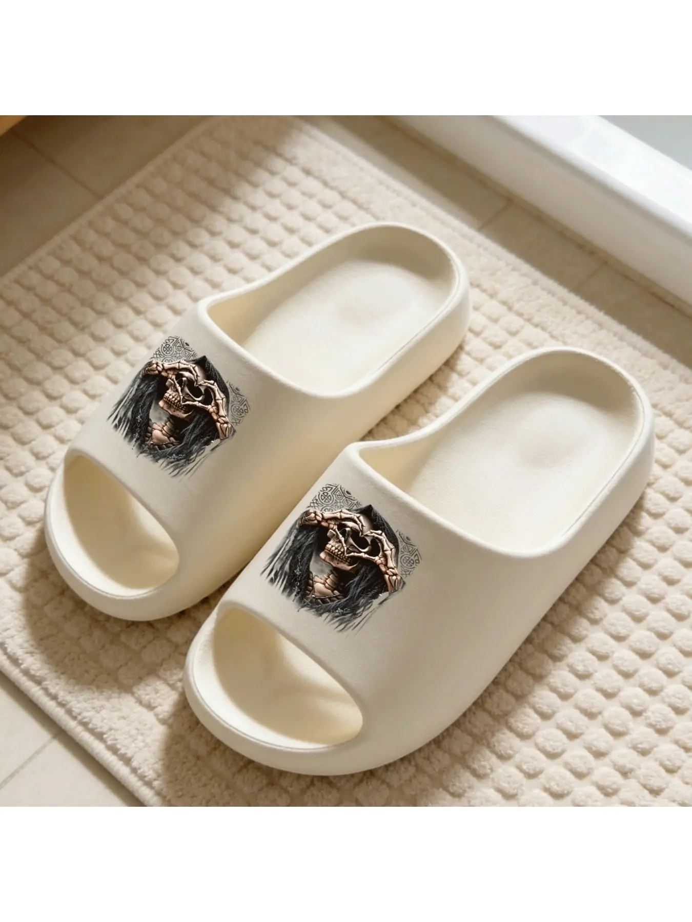 Men's Skull Print Slippers, Soft Eva Sole, Non-Slip Quiet Design, All-Season Indoor Footwear, Ideal for Bathroom, Bedroom, Beach