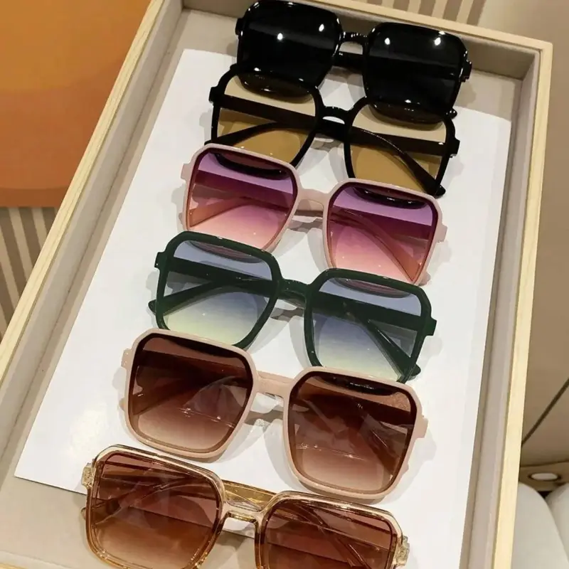 Unisex Simple Style High Quality Sunglasses, Trendy Casual Square Frame Sunglasses for Everyday Use, Fashion Accessories for Outdoor Activities, Trendy Beach Eyewear, Trendy Shades, Stylish Glasses
