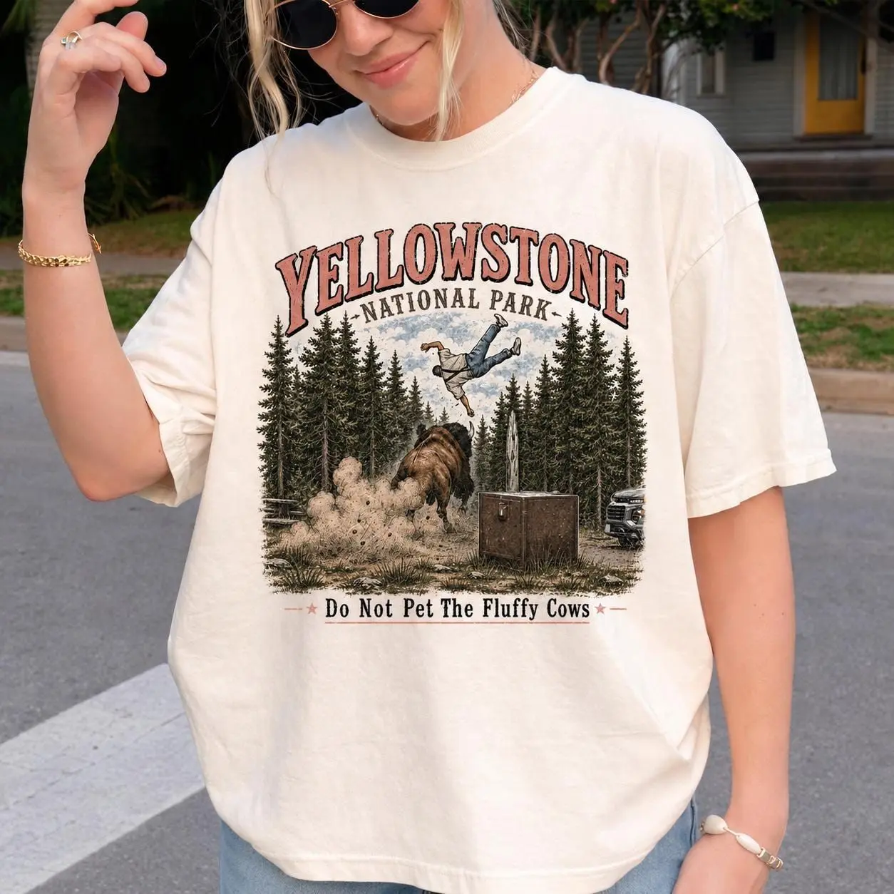 Do Not Pet The Fluffy Cows T-shirt, Yellowstone National Park Shirt, Family Trip Outfit, Funny Meme Cows Vintage Tee Unisex Shirt