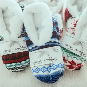 Women's Socks American Style Velvet Lamb Wool Silicone Non-Slip Maple Leaf Floor Socks Japanese Style Warm Women's Socks Maternity Socks