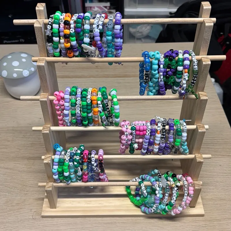 3 RANDOM KANDI
