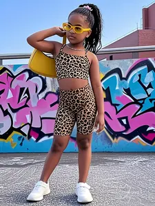 Leopard Print Two-Piece Set for Young Girls, Casual Street Fashion, Short Sleeve and Shorts, Perfect for Summer