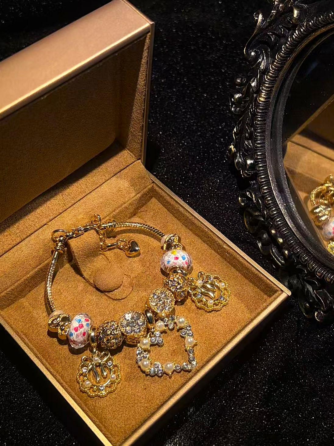 Women’s Elegant Heart Pearl Charm Beaded Bracelet, Bow Rhinestone Pendant Snake Chain Bracelet, Vintage Sparkly Fashion Jewelry Gift for Teen Girls