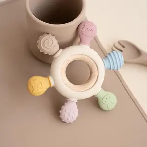 Cartoon Animal Design Baby Teether (1 Count), Silicone Baby Teether Ring, Wooden Teether Ring, Touch Training BPA Free Newborn Chew Toy, Children's Dental Care Teething Toy, Sensory Teether