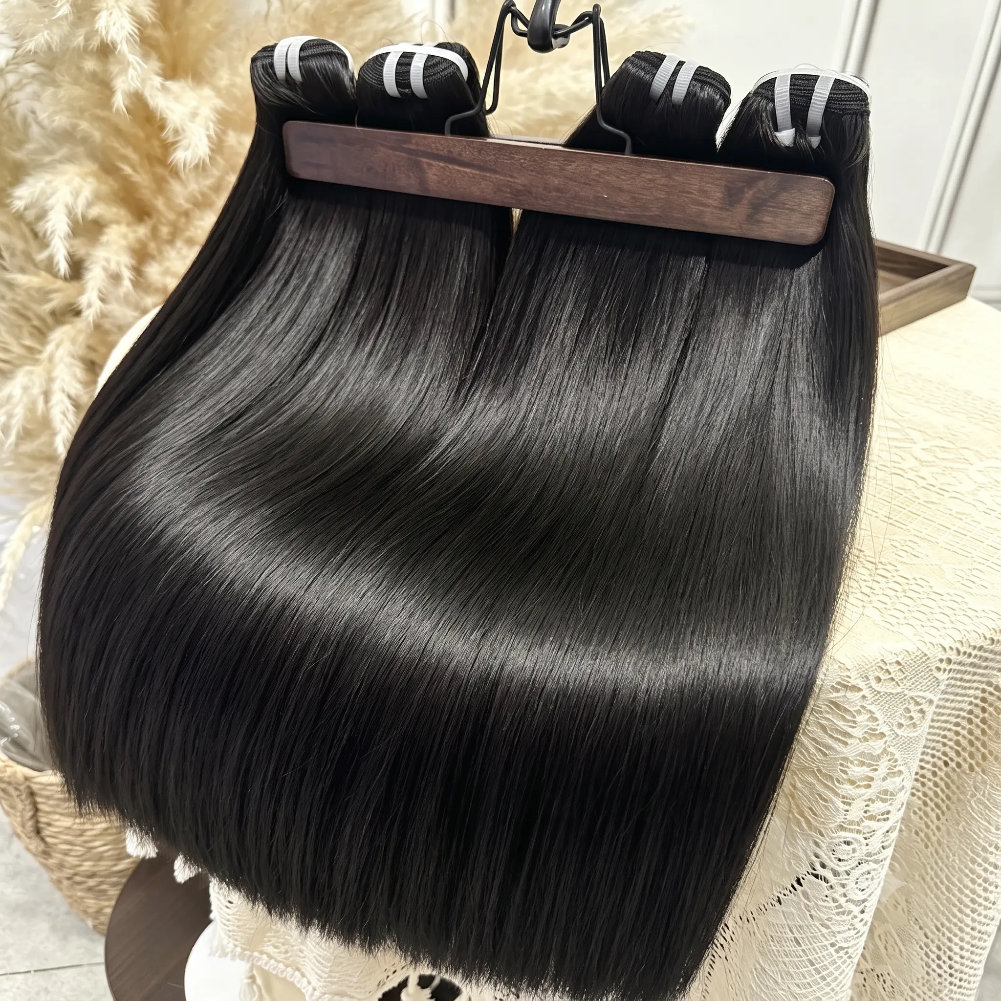 JOPEAR Virgin Human Vietnamese Hair Bundles - 100% Unprocessed Black Extreme Bone Straight Human Hair Extensions, 60cm/24in Silky Dense Spanish Selection, Natural Look
